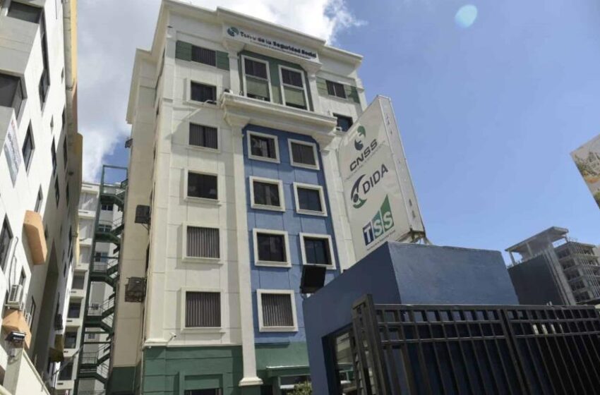  Sin acuerdo concluye reunión entre médicos y el Consejo Nacional de la Seguridad Social