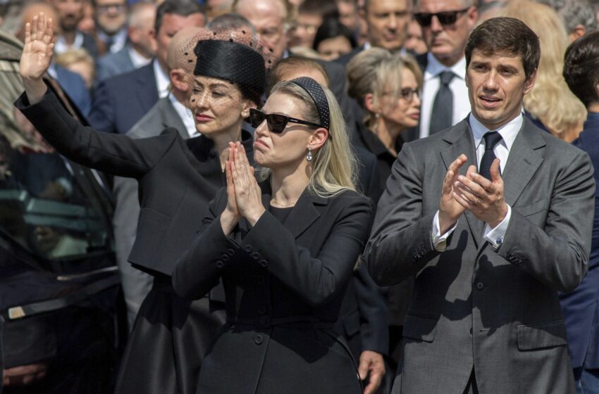 Los cinco hijos de Berlusconi aceptan el reparto de su herencia multimillonaria