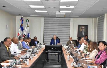  CNSS aumenta de RD$8 mil a RD$12 mil la cobertura de medicamentos a pacientes asegurados