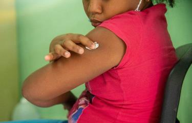  Proyectan vacunar contra el papiloma a 300 mil niñas con edades entre 9 y 14 años