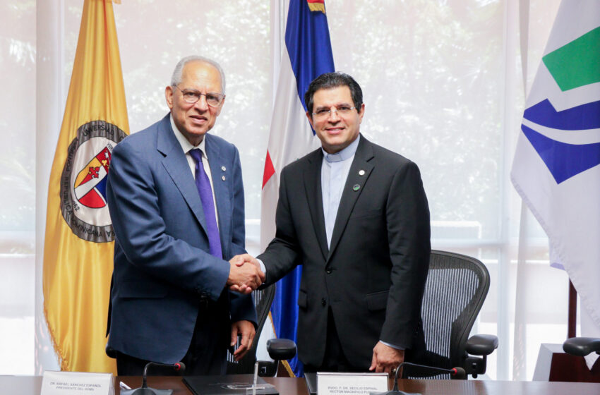 HOMS Health & Wellness Center firma acuerdo de colaboración con PUCMM