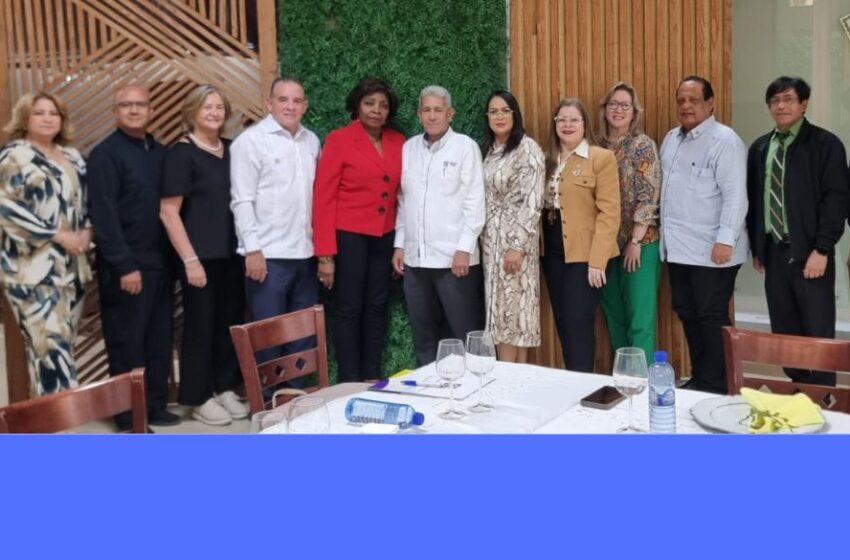  ADOFEM celebra reunión ordinaria