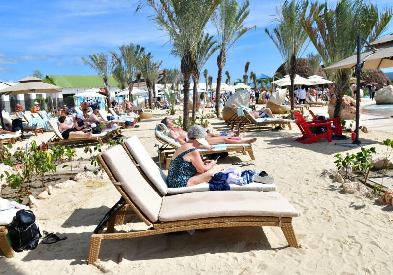  Gasto promedio de turistas en República Dominicana es de US$167.30