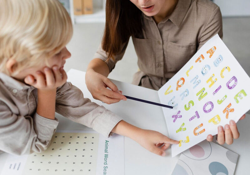  Neurólogos se inclinan por más cobertura de salud y escolaridad