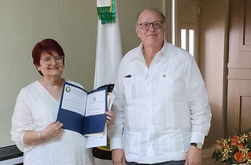  Academia de Medicina da bienvenida a cinco nuevos miembros 