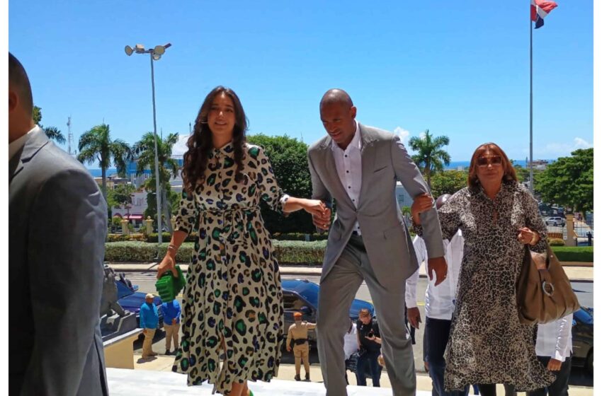  Al Horford visita al presidente Luis Abinader en el Palacio Nacional