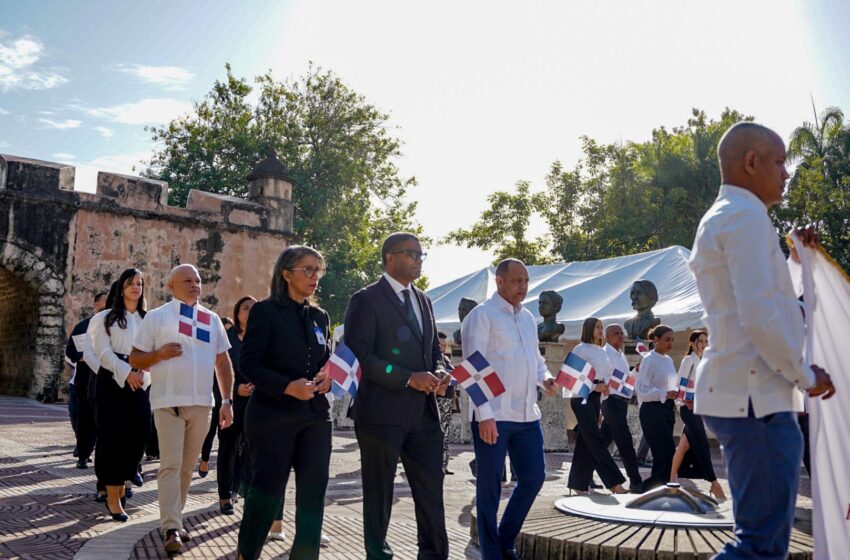  Director de Propeep llama dominicanos a emular ejemplo de los Padres de la Patria
