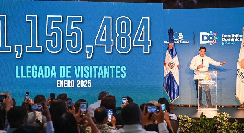  Más de 1.1 millones de personas visitaron el país durante enero de este año