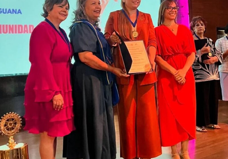  Rotary reconoce a Laura Merán con el título Dama de la Comunidad