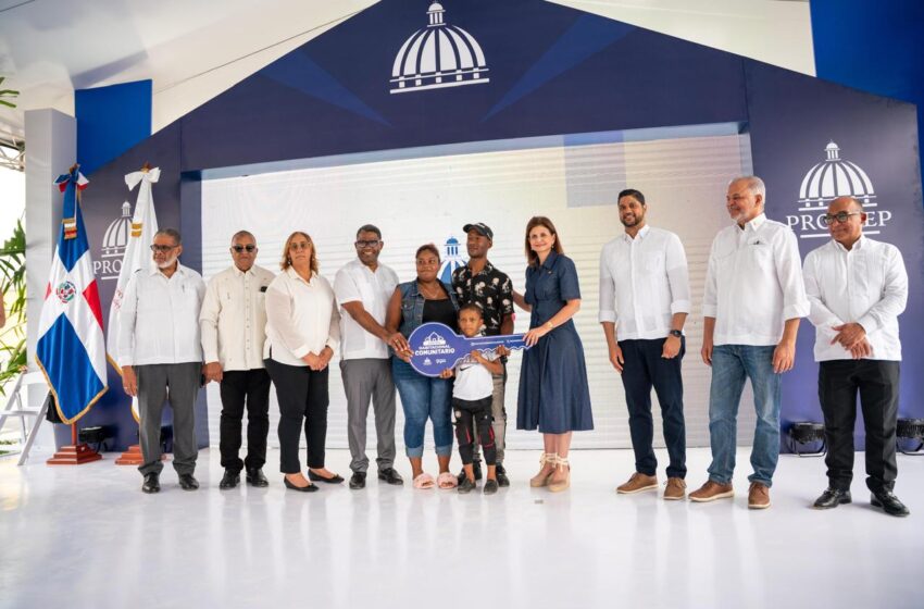  Gobierno dignifica la vida de 40 familias con entrega de viviendas en Cañada Honda; San Cristóbal