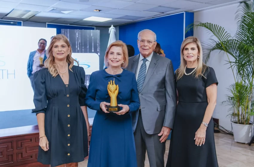 Revelan ganadores premio ‘Personalidades Influyentes’ del sector salud
