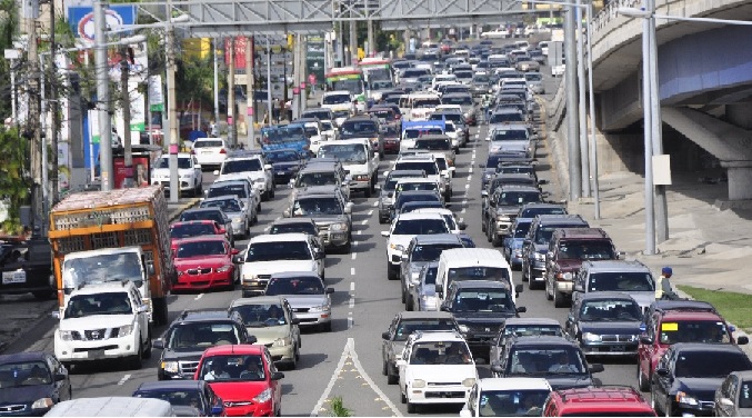  3 millones de desplazamientos diarios congestionan Gran SD