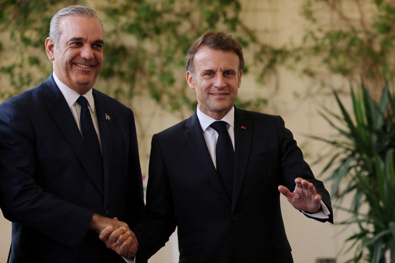  Abinader anuncia posible visita de Macron para inaugurar el Monorriel de Santiago en 2026