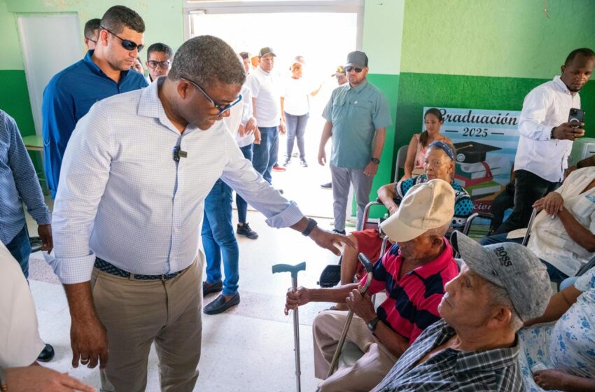  Robert Polanco afirma Gobierno devuelve en servicios lo que la gente paga en impuestos