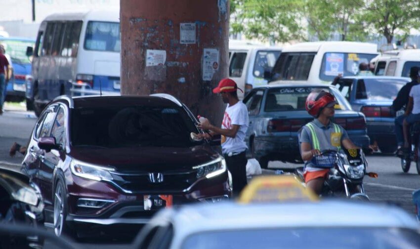  Faride Raful: «Trabajamos para retirar limpiavidrios de las calles del Gran Santo Domingo»