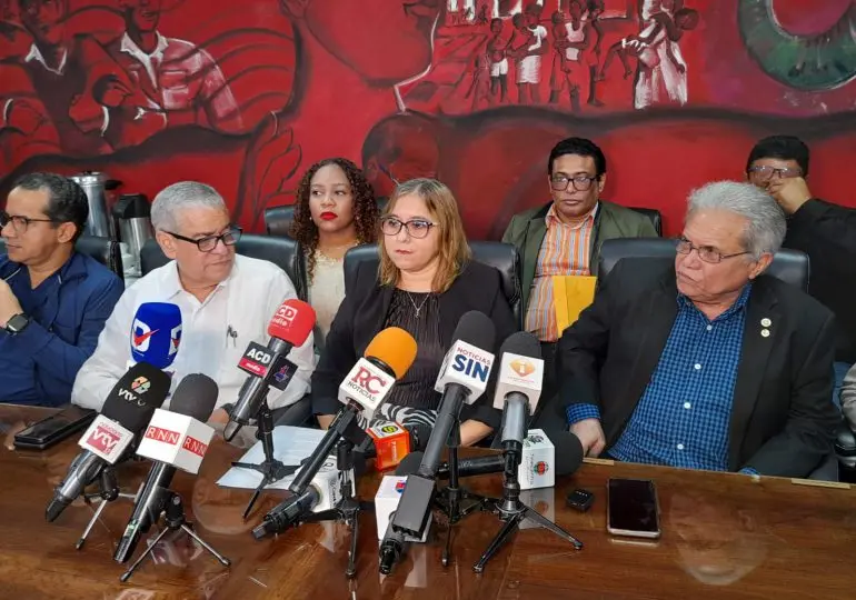  CMD denuncia desempleo marcado en el sector médico