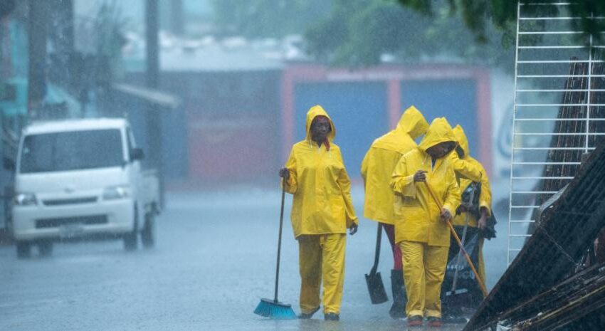  Se esperan aguceros por vaguada y varias provincias están en alerta