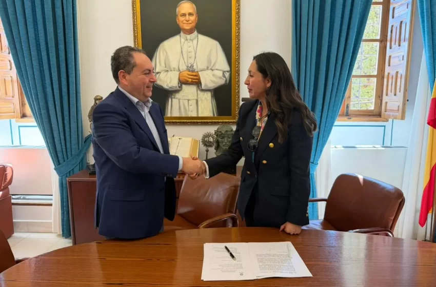  SNS, UCAM y CDEI fortalecen formación en gestión hospitalaria con nueva maestría