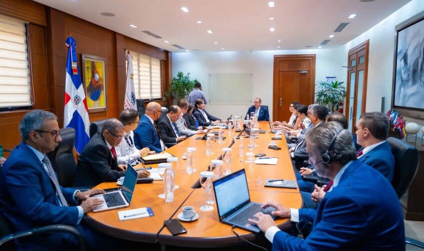  La receta del FMI al Gobierno: reforma tributaria, pacto eléctrico y reducir subsidios