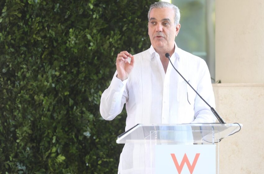  Abinader prevé 5 mil millones de dólares en inversión turística este año