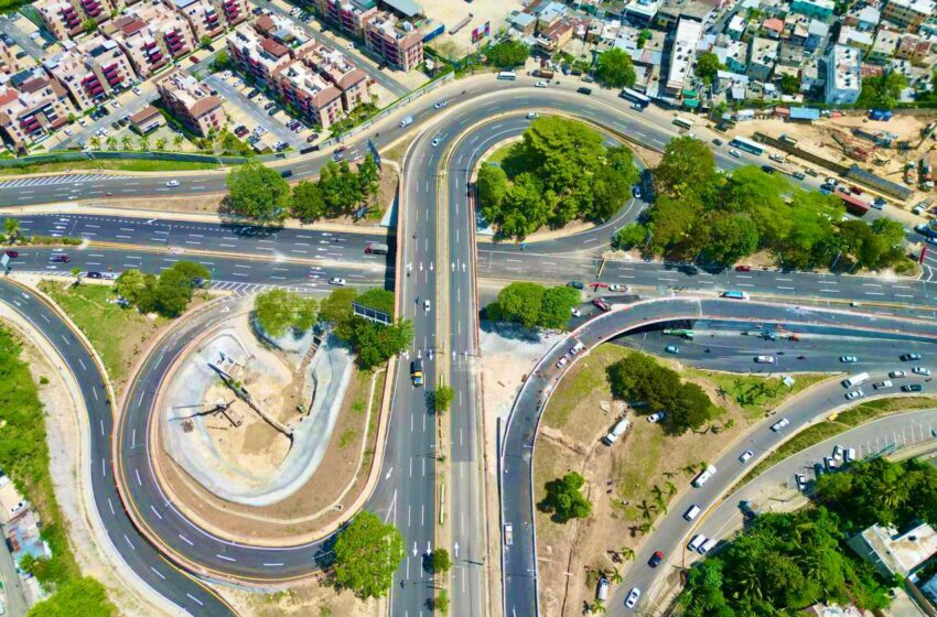  Presidente Abinader inaugura paso a desnivel 27 de Febrero–Isabel Aguiar para mejorar movilidad de más de un millón de personas y reduciendo un 40% tiempos de traslado entre Santo Domingo Oeste, el Sur y el Distrito Nacional