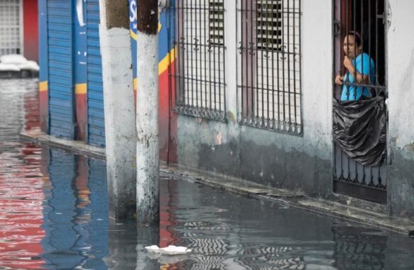 Tormenta Melissa provoca inundaciones y evacuaciones