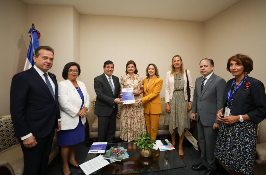  Gobierno dominicano y CEPAL reafirman su compromiso con la inclusión laboral y la protección social en seminario de alto nivel