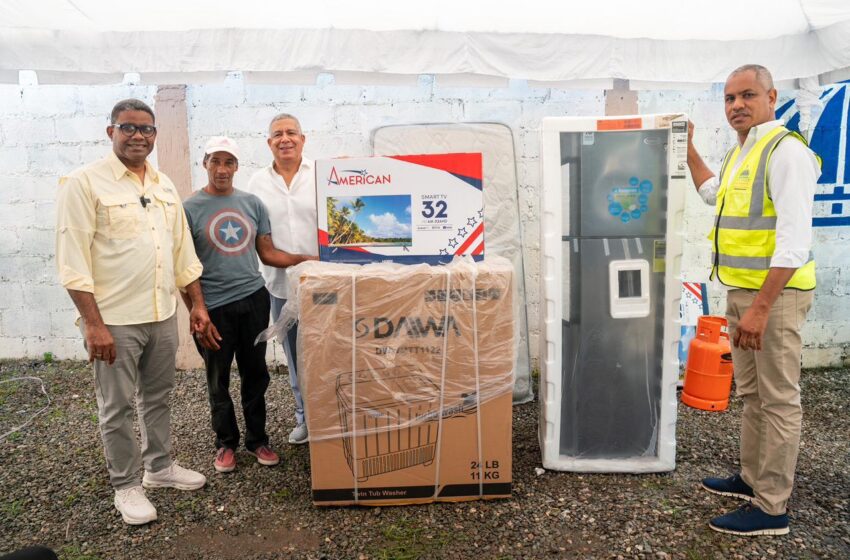  Propeep y Plan Social brindan apoyo a familias ocoeñas afectadas por las lluvias de Melissa