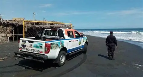 Suben las detenciones y bajan las asistencias en los operativos turísticos de Politur Bávaro