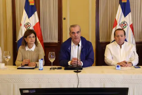  Autoridades explican quienes deben continuar labores pese a suspensión laboral y educativa por Melissa este jueves