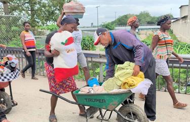  Autoridades dominicanas aplican vigilancia sanitaria en paso fronterizo por brote de cólera en Haití