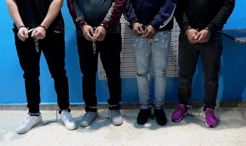  Extraditan a cuatro dominicanos por estafa de los abuelos en EE. UU.