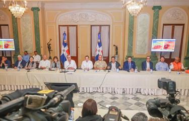  El Gobierno mantiene la suspensión de docencia y labores en las provincias en alerta roja