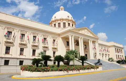 Gobierno mantiene suspendida la docencia y la jornada laboral sector público y privado para este viernes por tormenta Melissa