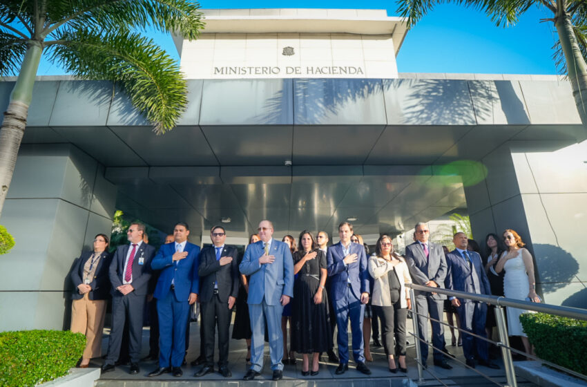  Ministerio de Hacienda y Economía celebra sus 181 años impulsando el desarrollo de las finanzas de RD
