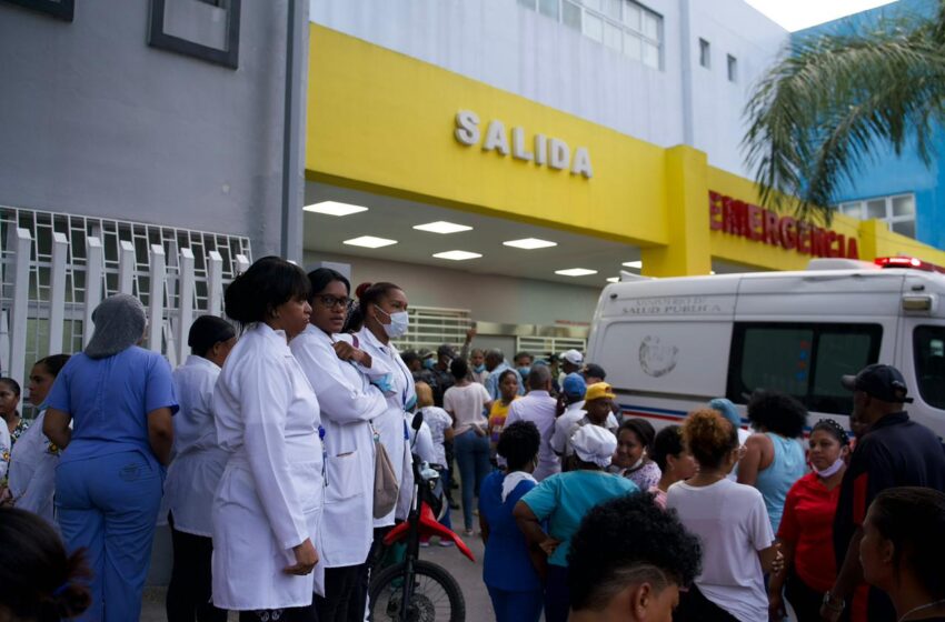  Proponen plan integral para mejorar seguridad y condiciones de los médicos residentes en el país