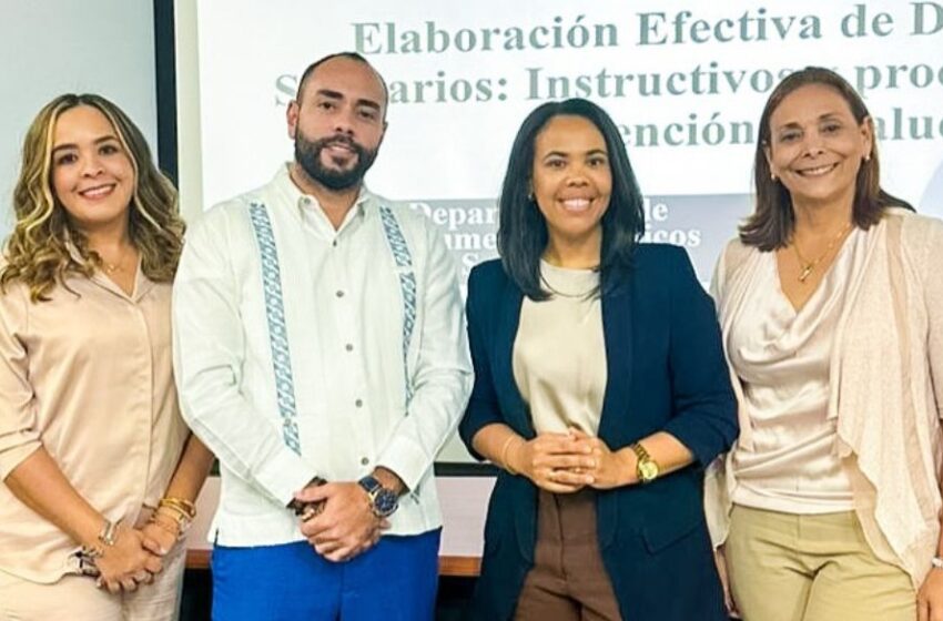  SODOMFI reafirma compromiso con fortalecer elaboración de documentos sanitarios
