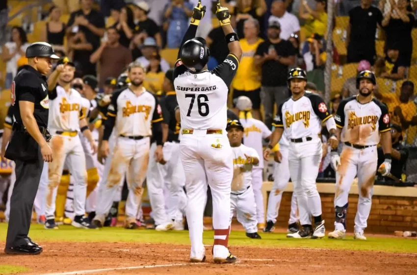  Águilas vienen de atrás y vencen a Gigantes; Toros y Licey triunfan