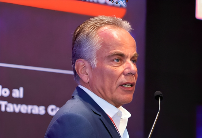  Inteligencia Artificial redefine la radiocirugía; Dr. Herwin Speckter expone avances con Gamma Knife en tumores benignos