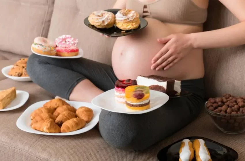  Los antojos durante el embarazo podrían alterar el cerebro y metabolismo del bebé