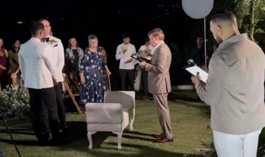  Exembajador de EE. UU. dice ofició boda de dos hombres en República Dominicana