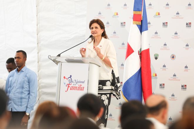  SANTIAGO: Gobierno inicia el programa «Estamos en Familia»