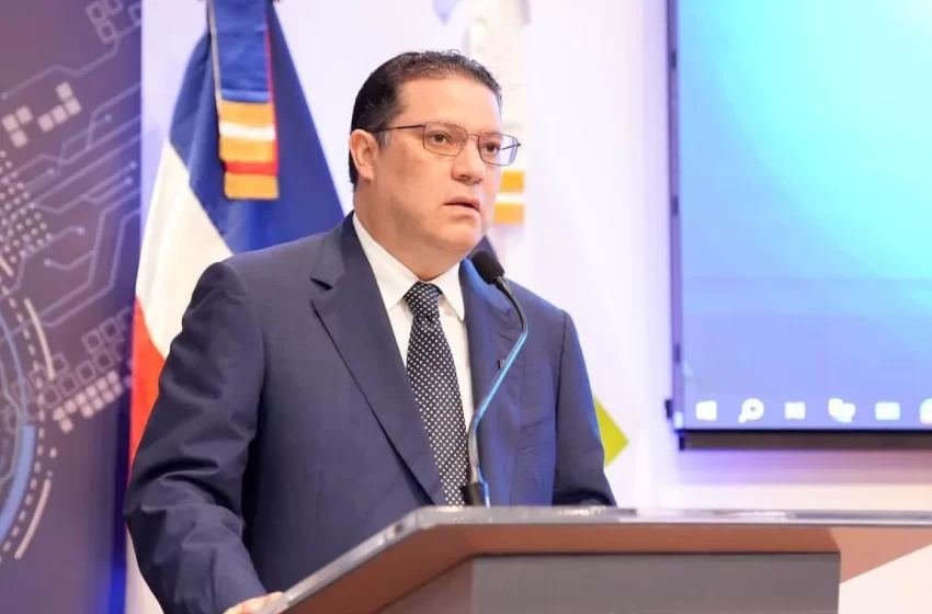  Dominicanos en el exterior recibirán gracia navideña de US$5,500