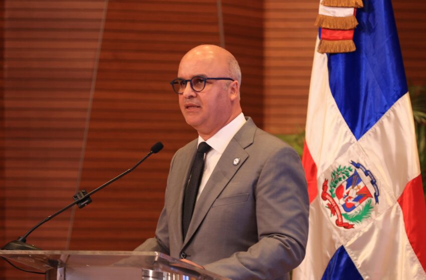  IDAC realiza panel «Construyendo capacidades para el desarrollo sostenible de la aviación civil» en Santiago