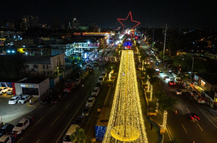  Propeep da inicio a festividades navideñas con encendido Parque de las Luces en SDE