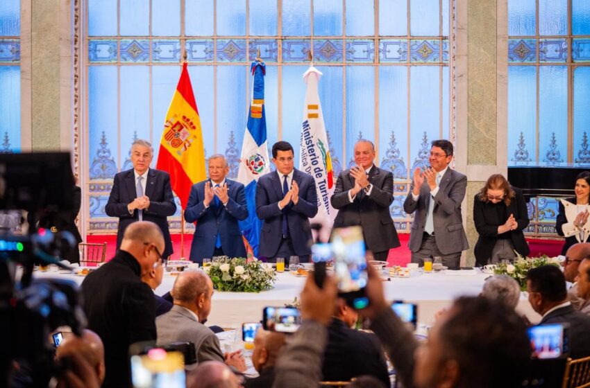  República Dominicana logra acuerdos en FITUR por más de 885 mil millones de pesos