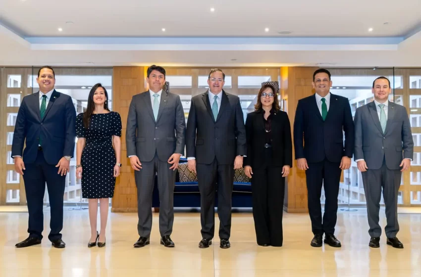 Delegación dominicana del BHD impulsa agenda de turismo e inversión en Madrid durante Fitur