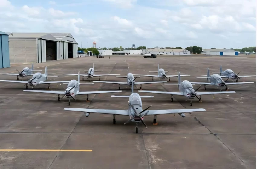  RD pone en operación la primera decena de aviones TP-75 Dulus ensamblados en el país