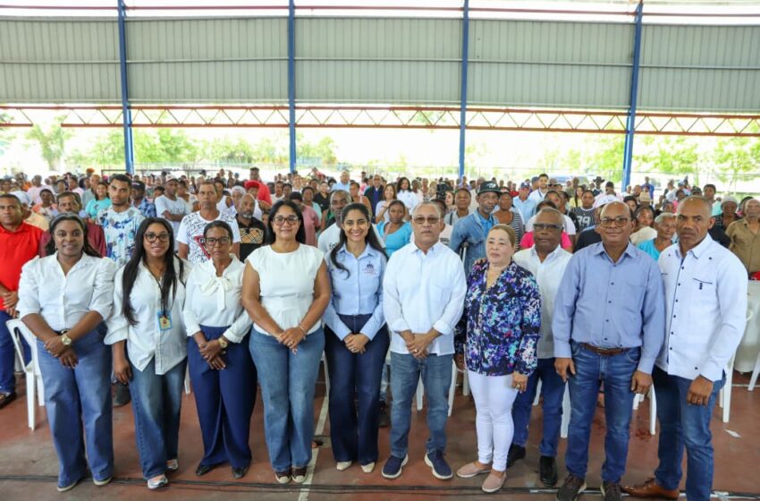  Supérate reafirma compromiso con la protección social de familias beneficiarias en Elías Piña