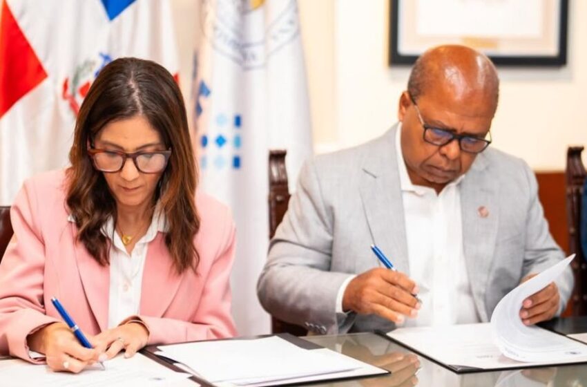  Sociedad de Implantología Oral y UNIBE firman convenio para fortalecer la educación e investigación odontológica